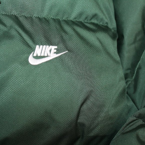 NWT NIKE MEN'S SPORTSWEAR‎ STORM PUFFER DOWN FILLED WINTER JACKET GREEN - Picture 3 of 6